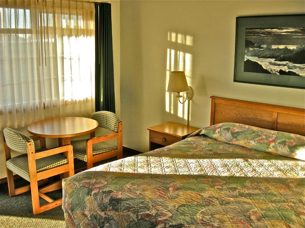 Azalea Lodge Gold Beach Bagian luar foto