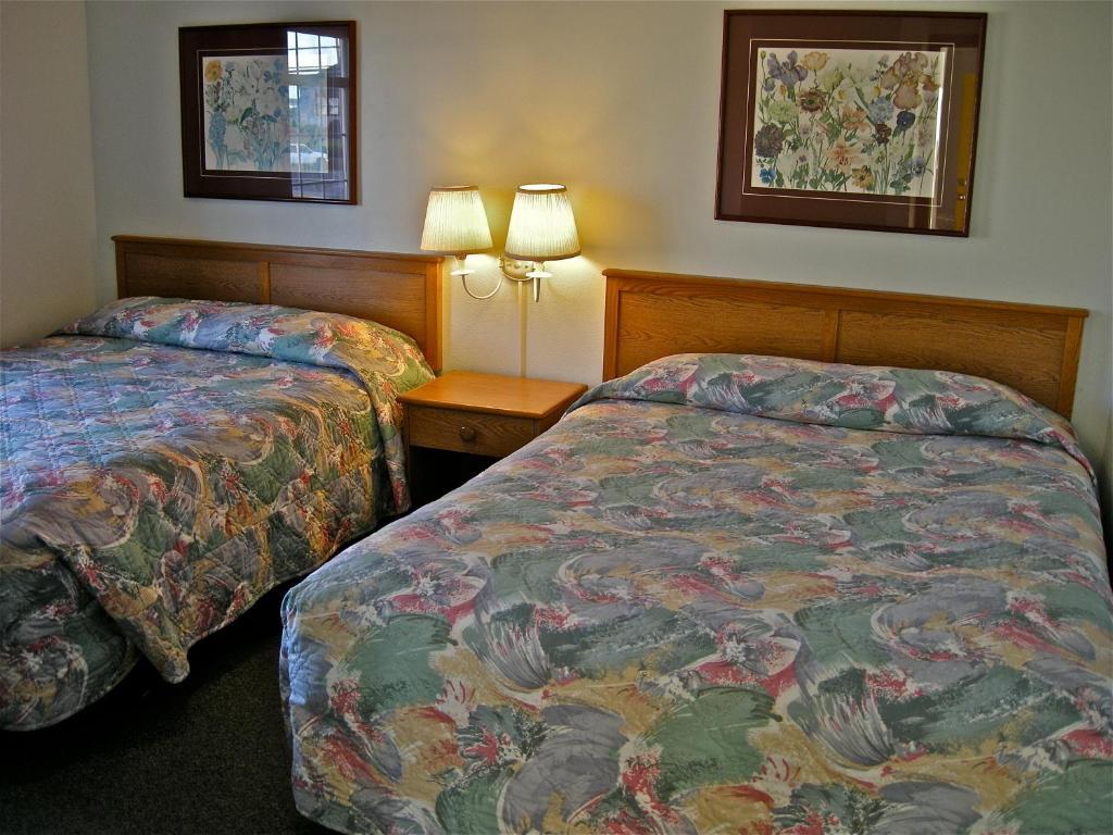 Azalea Lodge Gold Beach Bagian luar foto