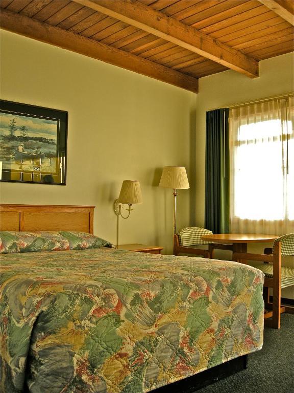 Azalea Lodge Gold Beach Bagian luar foto
