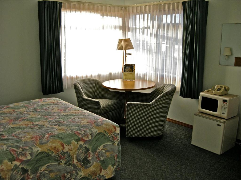 Azalea Lodge Gold Beach Bagian luar foto